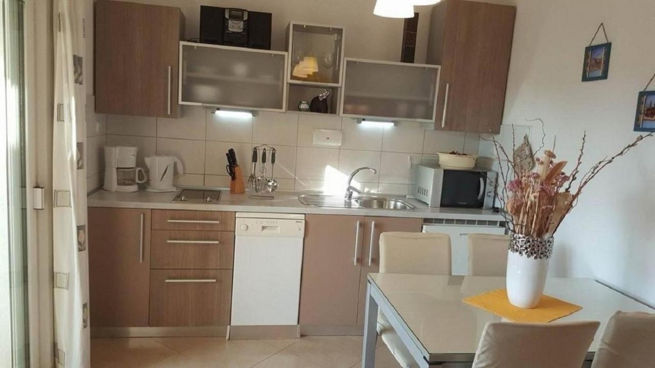 בול Apartments Lemar - With Parking מראה חיצוני תמונה